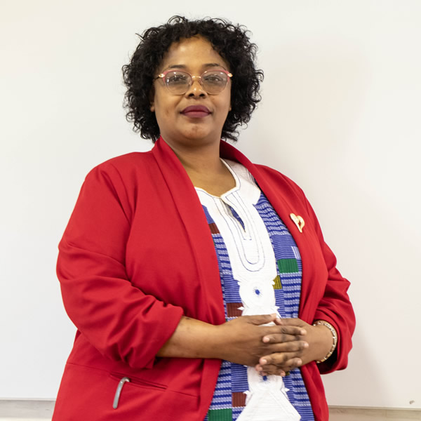 Adesola Dlamini